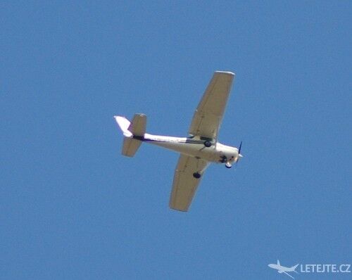 Cessna 152, autor: BobMacInnes