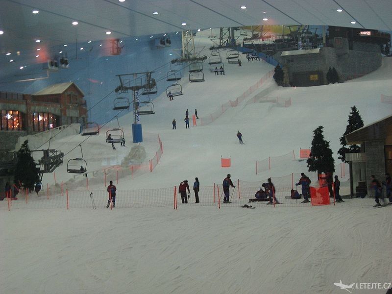 Ski komplex v Dubai funguje ako akákoľvek vonkajšia zjazdovka, autor: FlickrewueR
