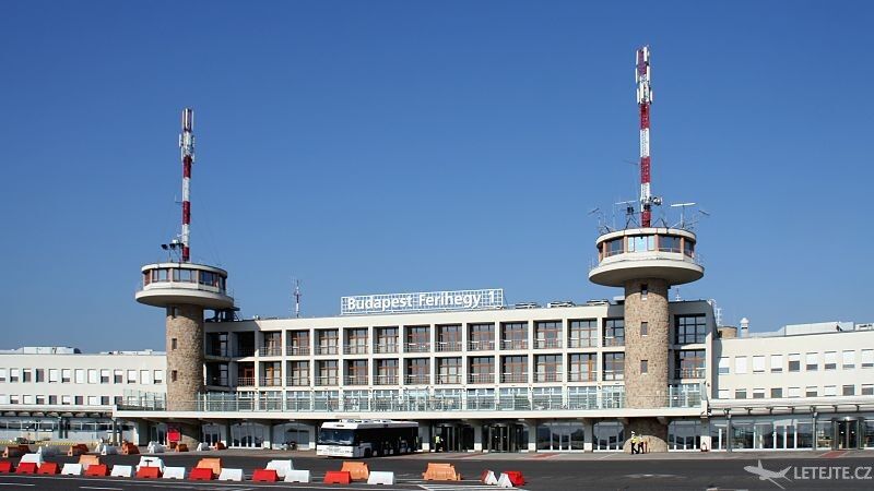 Moderné letisko v Budapešti patrí k najrušnejším letiskám celej Európy, autor: Raymond