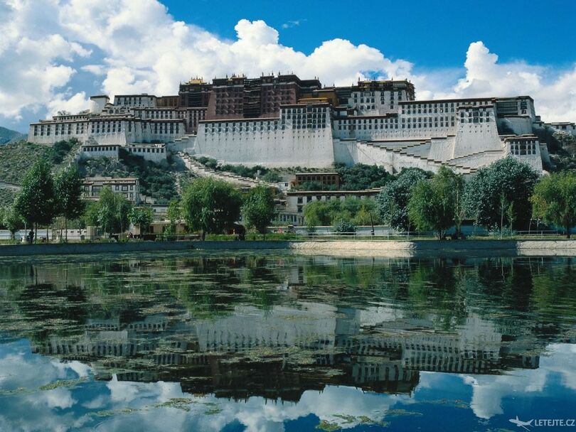 Tibetské paláce budhistických mníchov, autor: ORBION