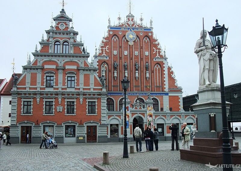 Riga sa pýši úzkymi uličkami a množstvom historických budov, autor: Nikater