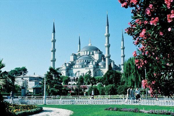 Hagia Sophia je najatraktívnejšou pamiatkou celého Istanbulu, autor: kereshtash