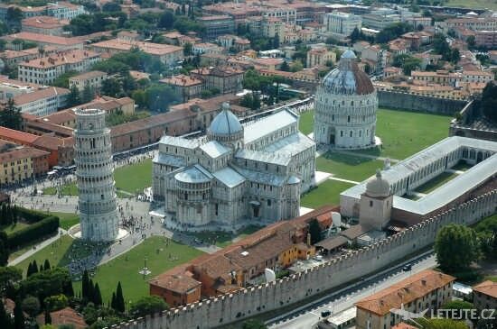 Mesto Pisa je historickou oblasťou Toskánska, autor: menarro