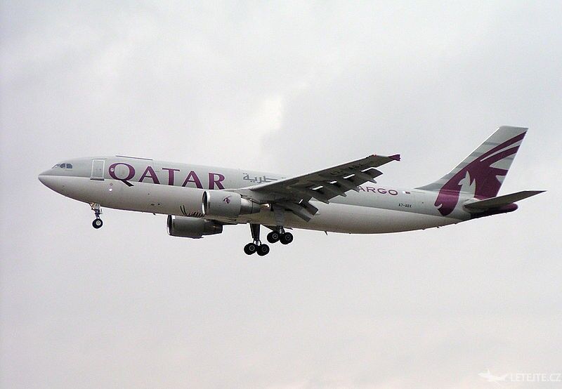 Lietajte s luxusom, autor: Qatar_Air_Cargo_A300–600R